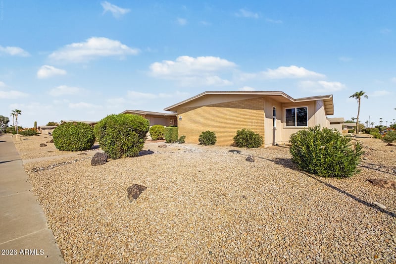 19003 134th Dr, Sun City West, AZ 85375