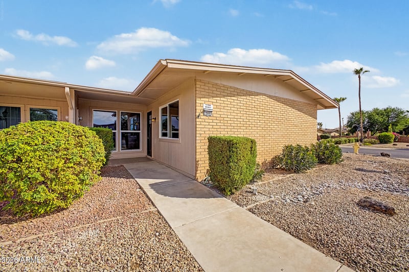19003 134th Dr, Sun City West, AZ 85375