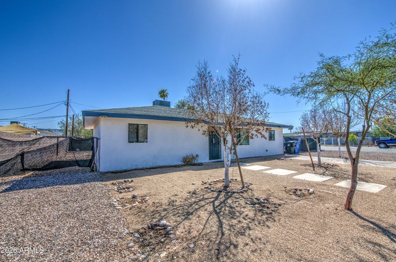 1901 E Encinas Ln, Phoenix, AZ 85040