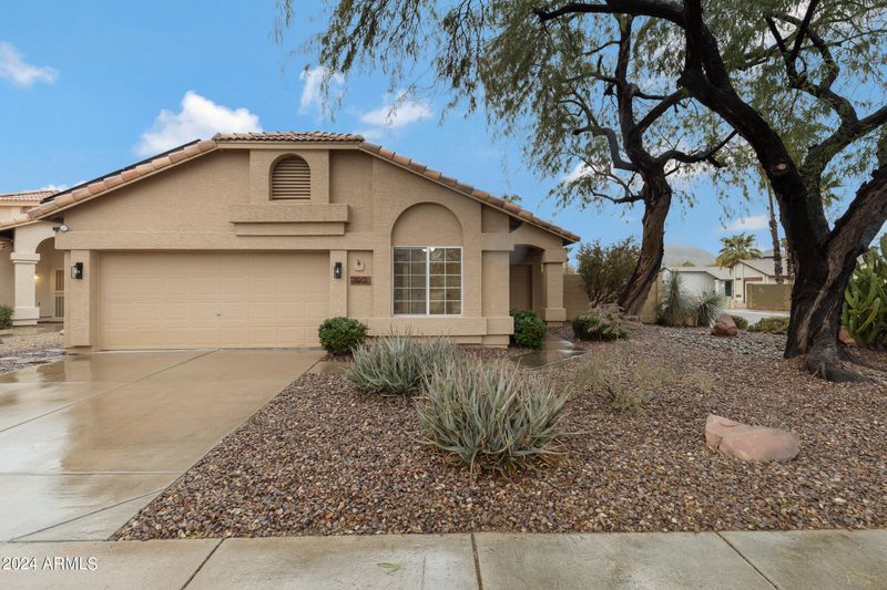 1901 E Fellars Dr, Phoenix, AZ 85022