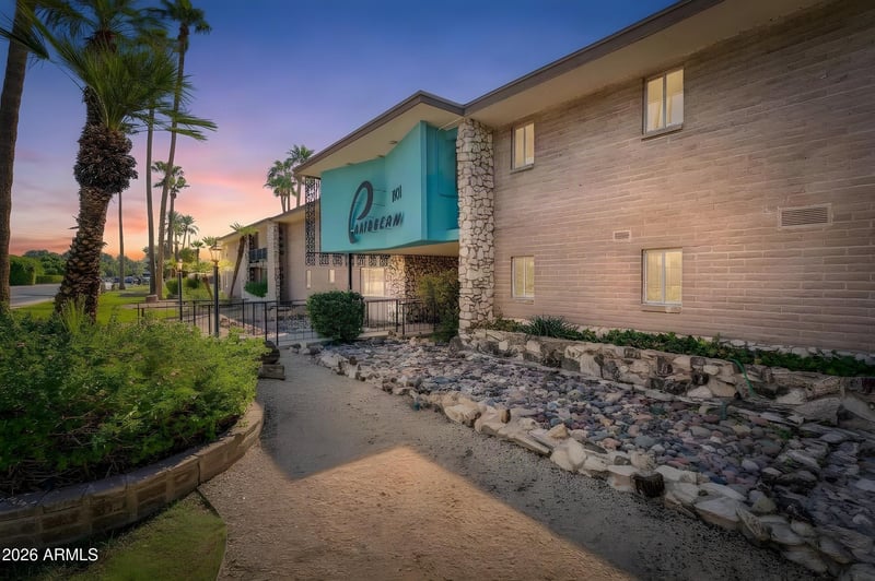 1901 E Missouri Ave #204, Phoenix, AZ 85016