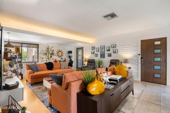 1901 E Missouri Ave #207, Phoenix, AZ 85016