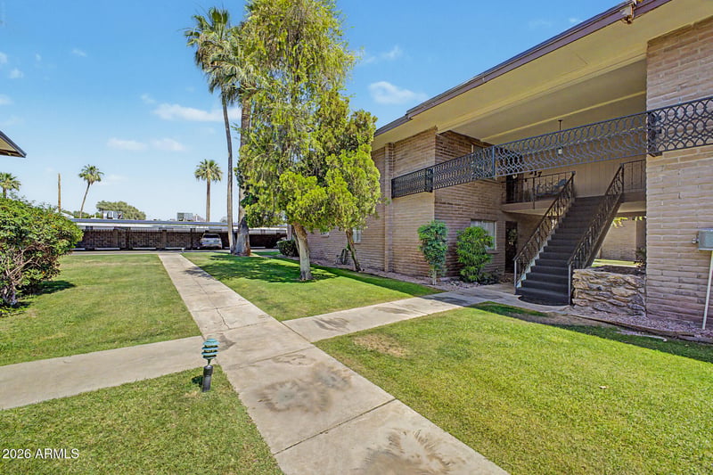 1901 E Missouri Ave #217, Phoenix, AZ 85016
