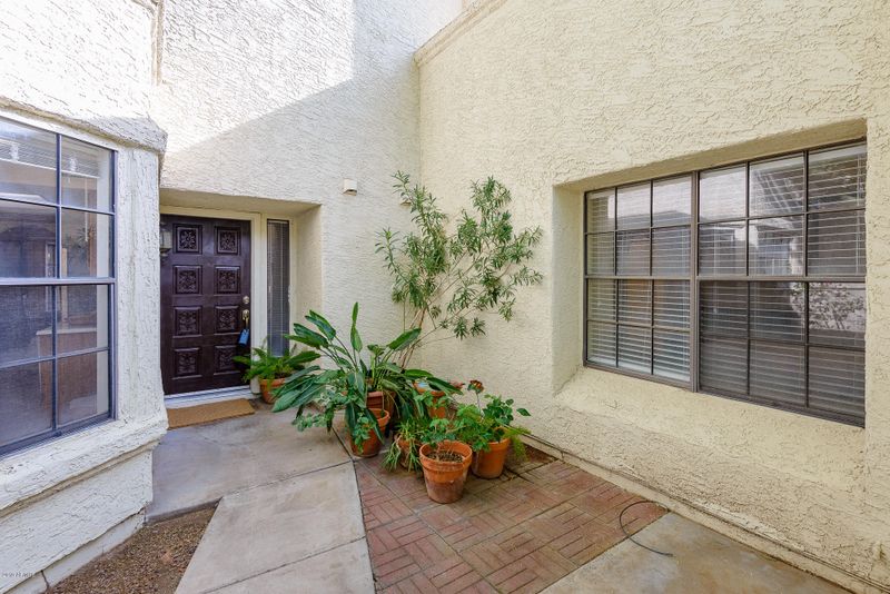 1901 E Vinedo Ln, Tempe, AZ 85284