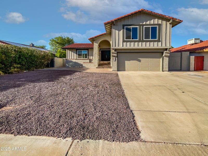 1901 Hearn Rd, Phoenix, AZ 85022