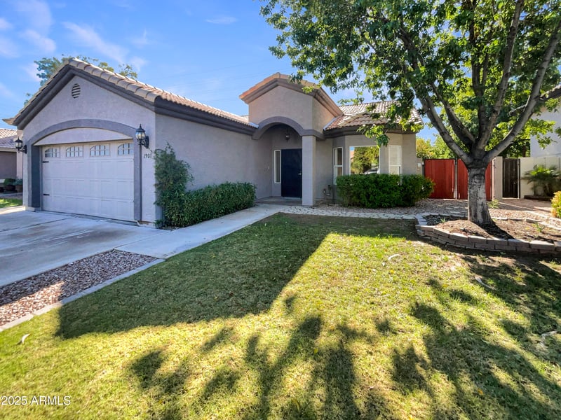 1901 Marquette Dr, Gilbert, AZ 85234