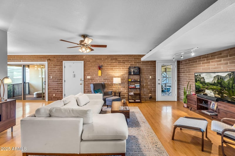 1901 Missouri Ave #208, Phoenix, AZ 85016
