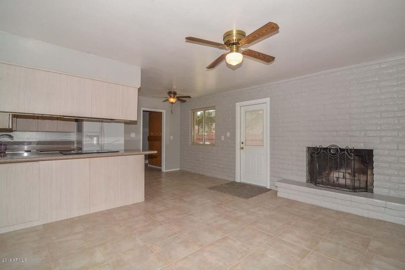 1901 W Willow Ave, Phoenix, AZ 85029