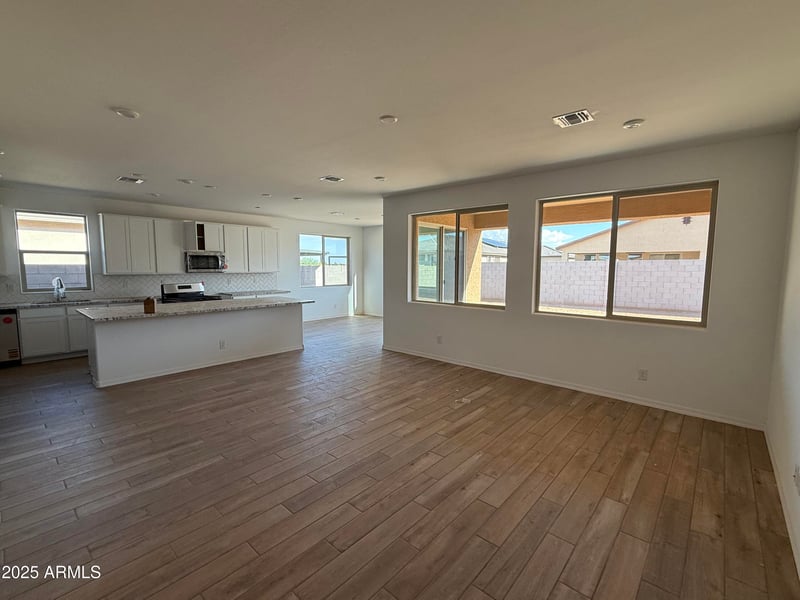 19015 Maryland Ave, Waddell, AZ 85355
