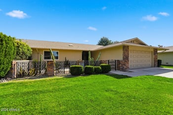 19015 Signal Butte Cir, Sun City, AZ 85373