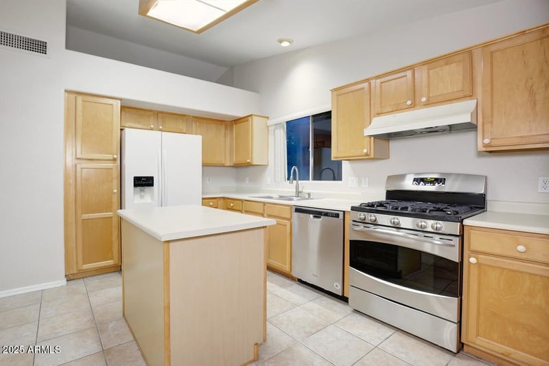 19016 52nd Ln, Glendale, AZ 85308