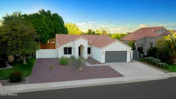 19016 52nd Ln, Glendale, AZ 85308
