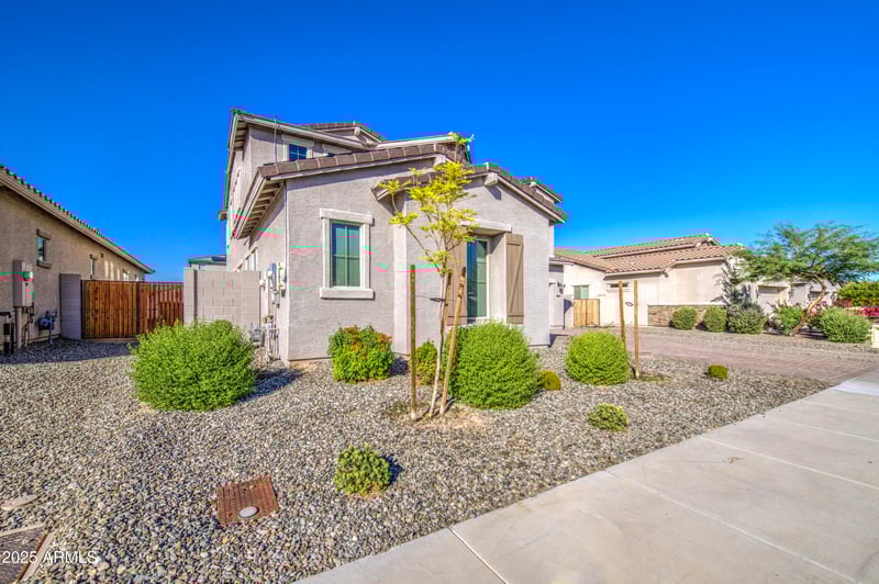 19016 Rancho Dr, Litchfield Park, AZ 85340