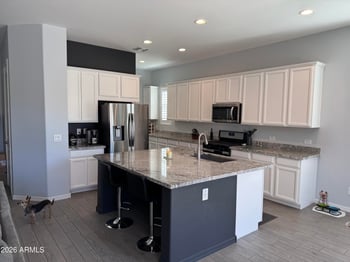 19017 Rancho Dr, Litchfield Park, AZ 85340