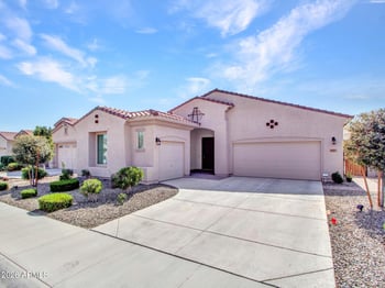 19017 Rancho Dr, Litchfield Park, AZ 85340