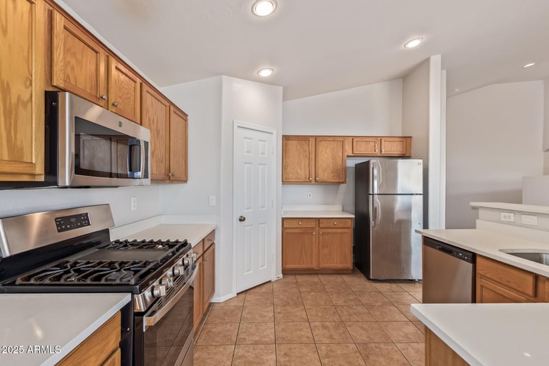 1902 86th Dr, Tolleson, AZ 85353