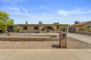 1902 Emerald Ave, Mesa, AZ 85204