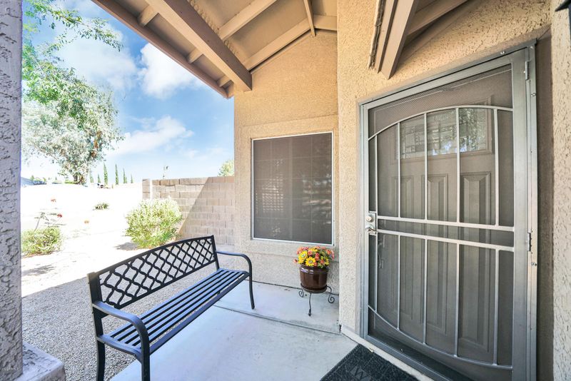 1902 E Kings Ave, Phoenix, AZ 85022