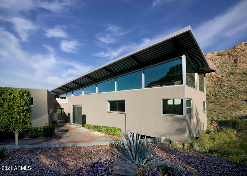 1902 E Mountain View Rd, Phoenix, AZ 85020