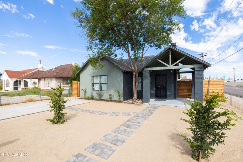 1902 Granada Rd, Phoenix, AZ 85009