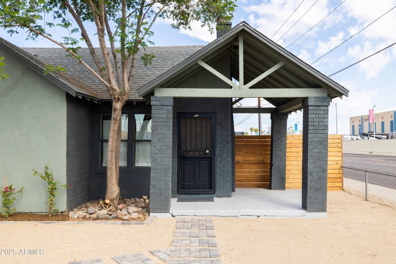 1902 Granada Rd, Phoenix, AZ 85009