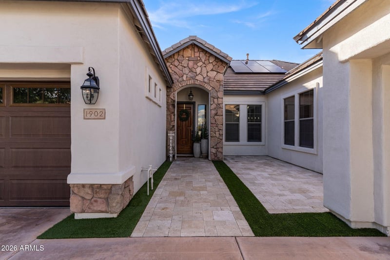 1902 S Los Altos Dr, Chandler, AZ 85286