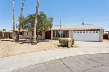 1902 Kerry Ln, Phoenix, AZ 85027