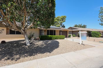 19022 Lakeforest Dr, Sun City, AZ 85373