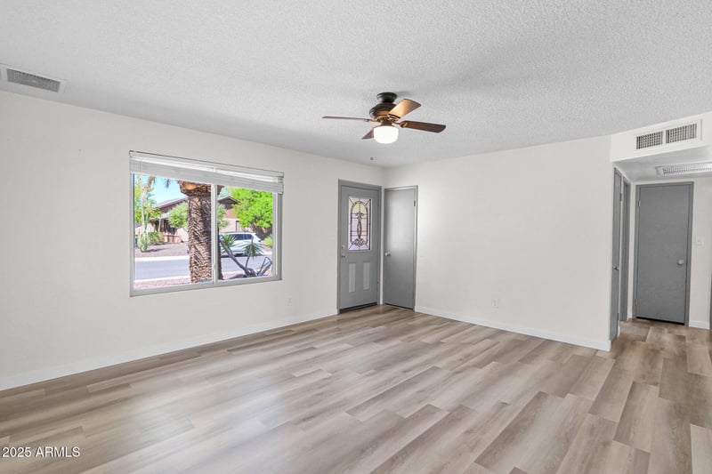 19025 18th Dr, Phoenix, AZ 85027