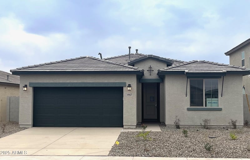 19027 Rose Ln, Waddell, AZ 85355