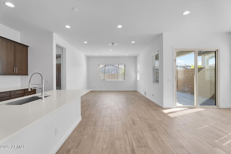 19027 Sierra St, Surprise, AZ 85388