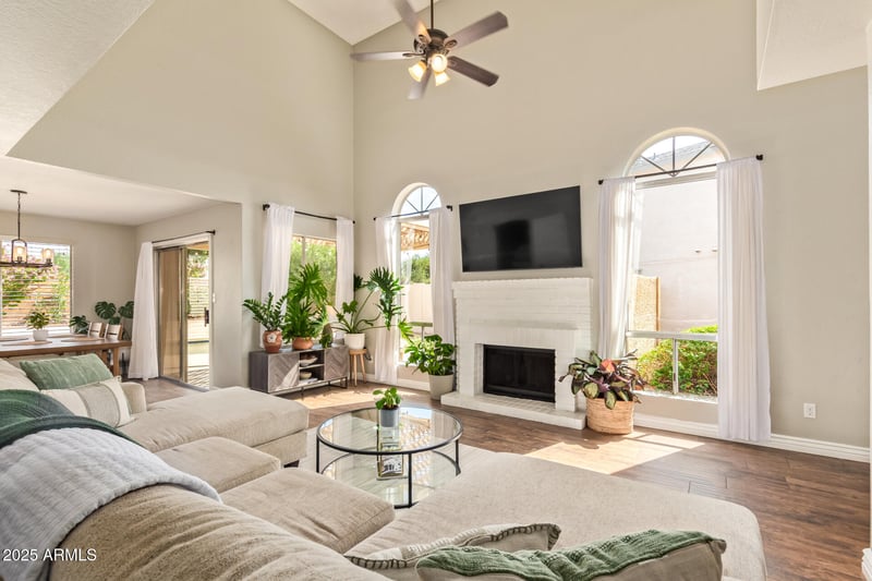 19029 31st Pl, Phoenix, AZ 85050