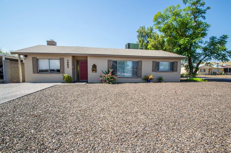 1903 E Mitchell Dr, Phoenix, AZ 85016
