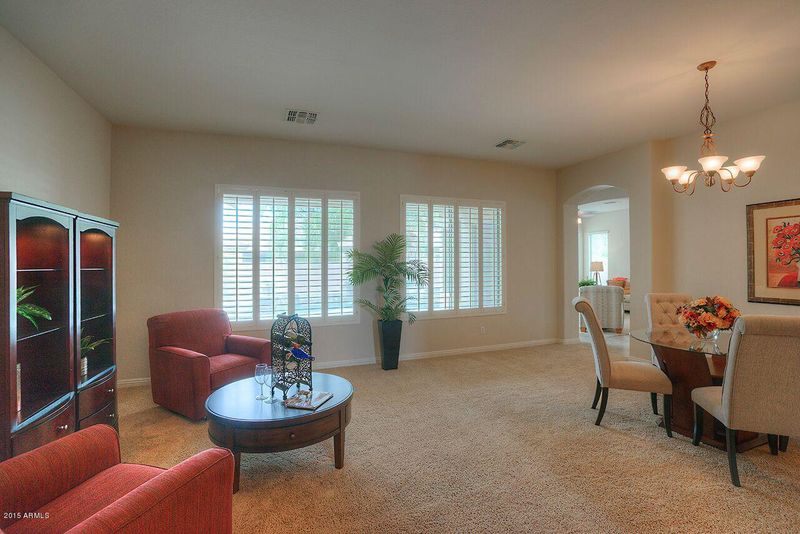 1903 E Zion Way, Chandler, AZ 85249