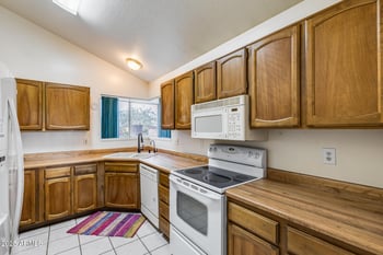 19030 4th St, Phoenix, AZ 85024