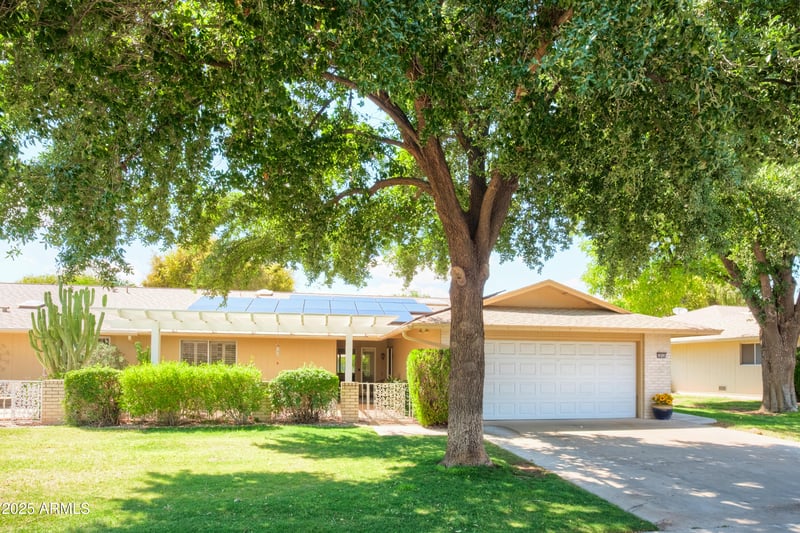 19030 Signal Butte Cir, Sun City, AZ 85373