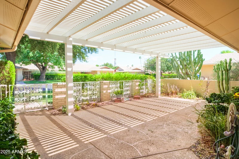 19030 Signal Butte Cir, Sun City, AZ 85373