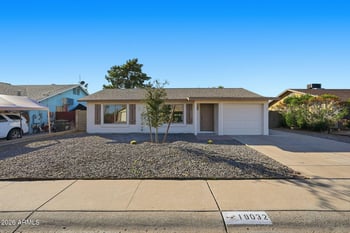 19032 2nd Ave, Phoenix, AZ 85027