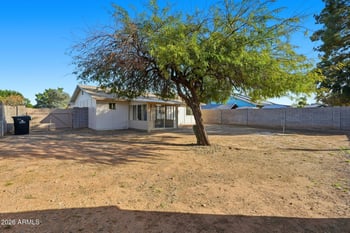 19032 2nd Ave, Phoenix, AZ 85027