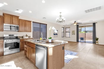 19035 Pelican Dr, Queen Creek, AZ 85142