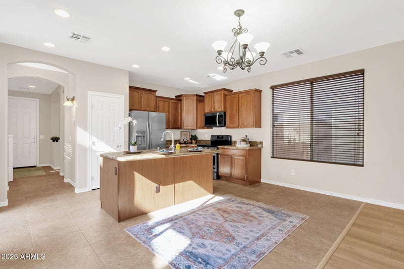 19035 Pelican Dr, Queen Creek, AZ 85142
