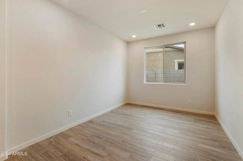 19039 W Rose Ln, Waddell, AZ 85355