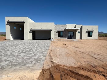 1904 Creek Canyon Rd, Phoenix, AZ 85086