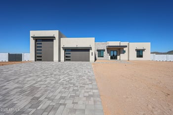 1904 Creek Canyon Rd, Phoenix, AZ 85086