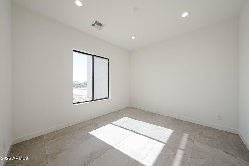 1904 Creek Canyon Rd, Phoenix, AZ 85086