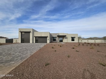 1904 Creek Canyon Rd, Phoenix, AZ 85086