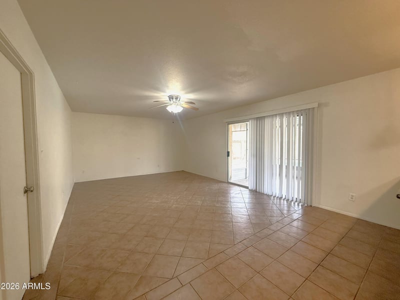 1904 Greenway Dr, Tempe, AZ 85282