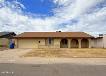 1904 Greenway Dr, Tempe, AZ 85282