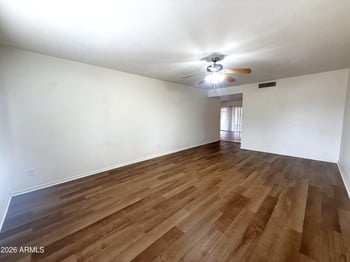 1904 Greenway Dr, Tempe, AZ 85282