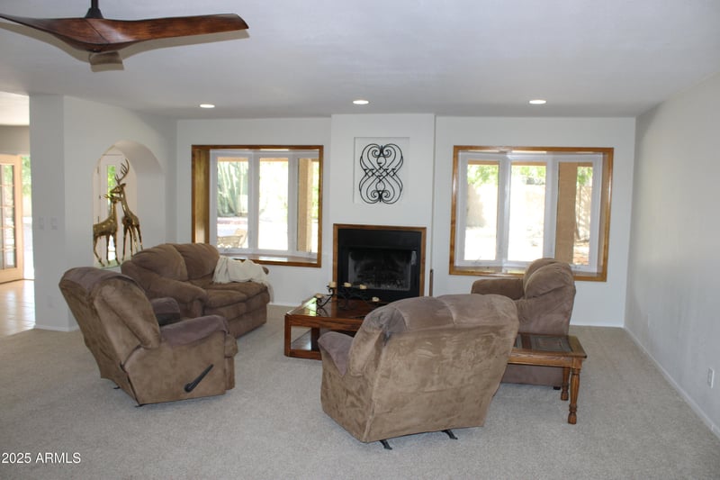 19040 98th Ln, Peoria, AZ 85382